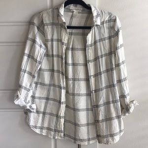 H&M Plaid Classic Button Down Shirt Size 2